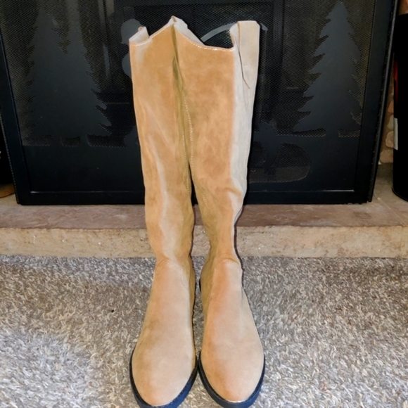 BNWT-WOMENS WESTERN PULL ON FAUX SUEDE BOOTS - Picture 5 of 6